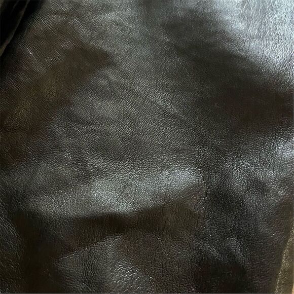 Aritzia Wilfred Women's Black Vegan Leather Straight Pants Size 2 - Picture 2 of 6